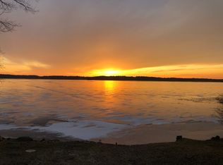 343 Neck Rd, Rochester, MA 02770