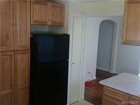 3rd image of 156 Highland Dr