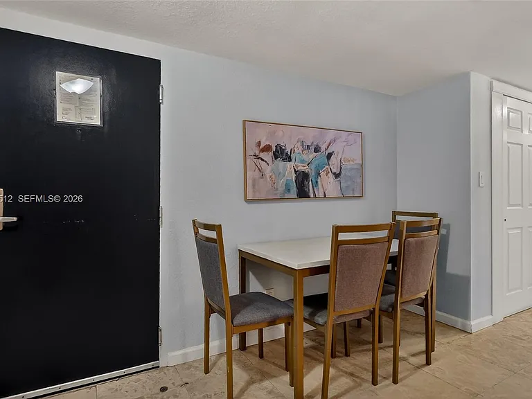 19201 Collins Ave #949 — Photo 27