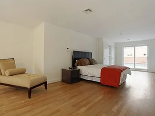 Sold by Corcoran | media 14