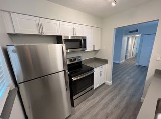 3232 On Fruitville, Sarasota, FL 34237