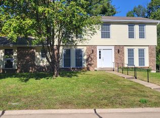 351 Windsor Spring Dr, Saint Louis, MO 63122