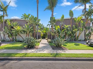 269 E 16th Pl #B, Costa Mesa, CA 92627
