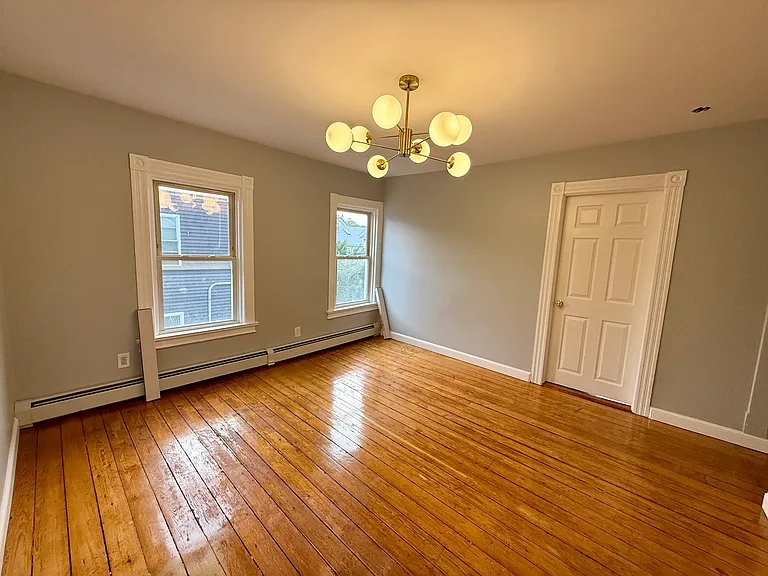 17 Amy St #3 — Photo 1