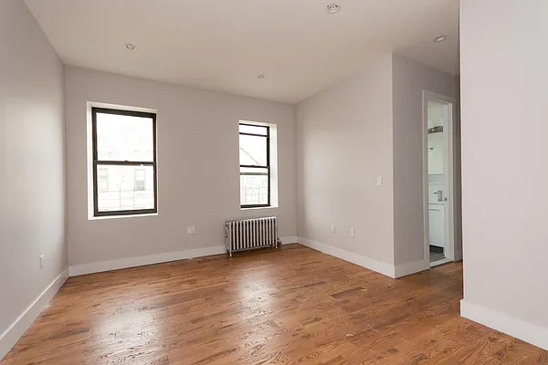 Rented by Clove Realty LLC | media 25