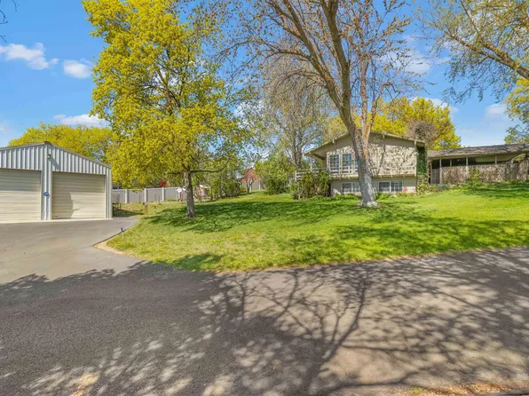 1837 Allmon Dr, Lewiston, ID 83501