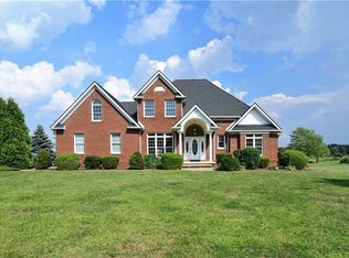 8243 Guilford Rd, Seville, OH 44273