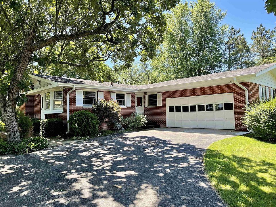 1st image of 1772 Oakview Dr