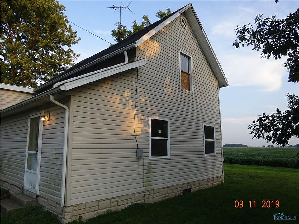 1st image of 2422 Maple St