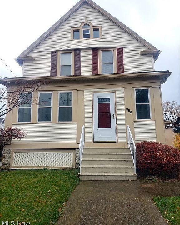 1st image of 933 E Erie Ave