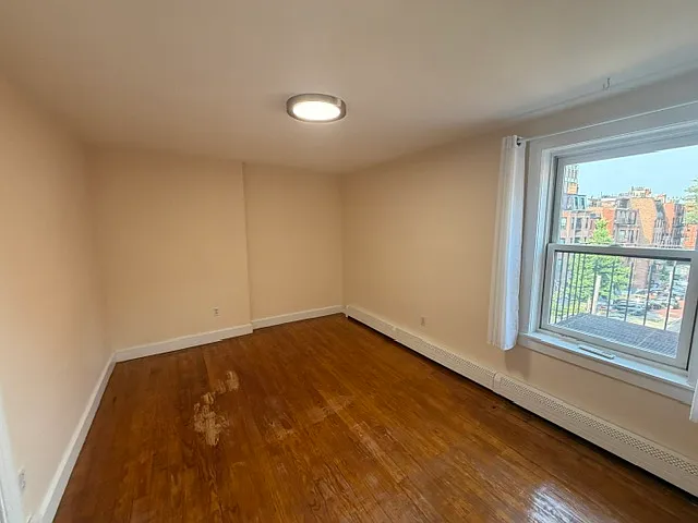 20 Gloucester St #11B — Photo 31