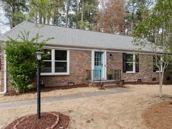 124 Wicklow Ln, Durham, NC 27713