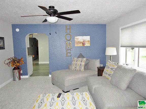 4th image of 117 Saint James St