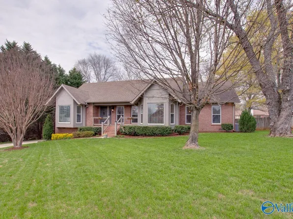 237 Pin Oak Dr, Madison, AL 35758