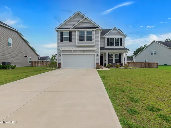 206 E Red Head Circle, Sneads Ferry, NC 28460