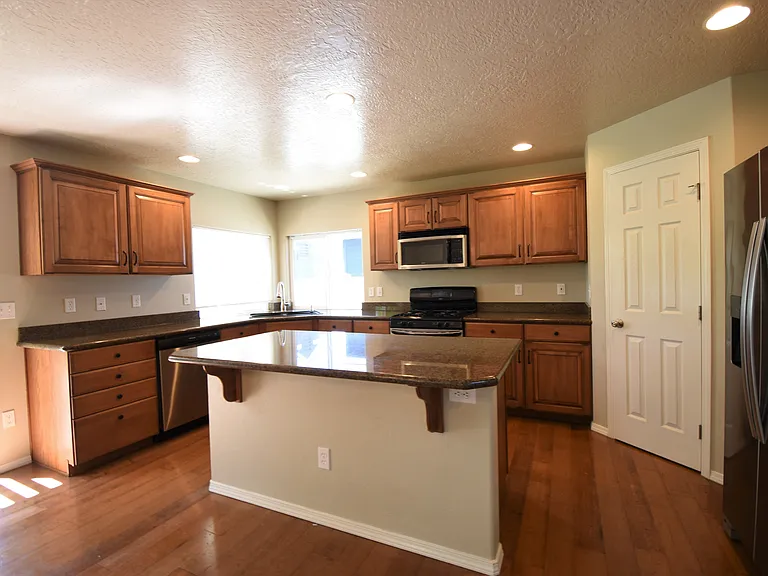 1249 E Sicily St — Photo 5