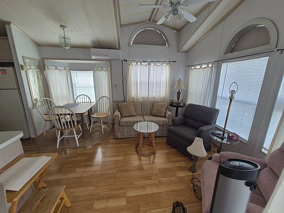4th image of 8500 Ulmerton Rd #128