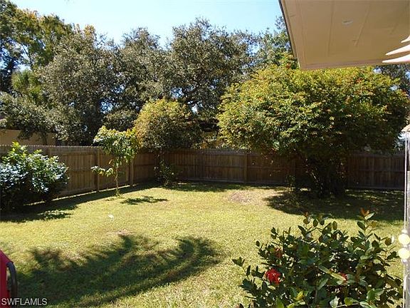 5th image of 14819 Riverview Ct