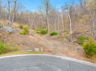 4 Weyant Rd, Fort Montgomery, NY 10922
