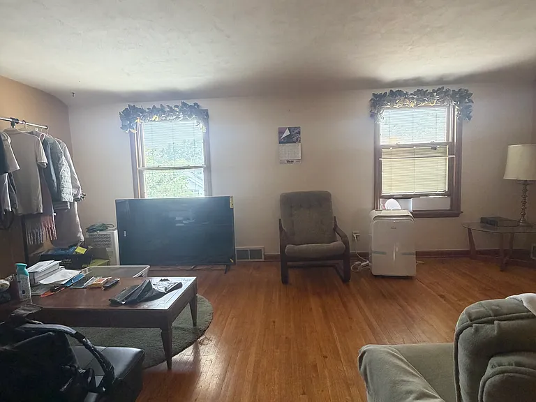 1264 Forest St #1 — Photo 12