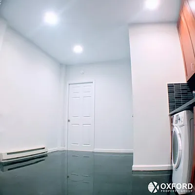 Rented by Oxford Property Group | media 7