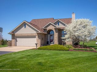 6920 W Howe Rd, Dewitt, MI 48820