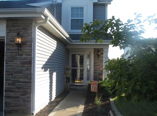 21347 Carlton St, Crest Hill, IL 60403