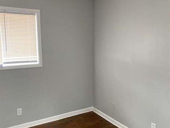 2nd image of 719 Palmetto Ave #A