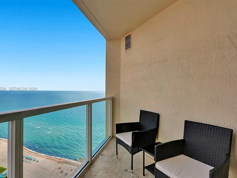 16699 Collins Ave #17F — Photo 5