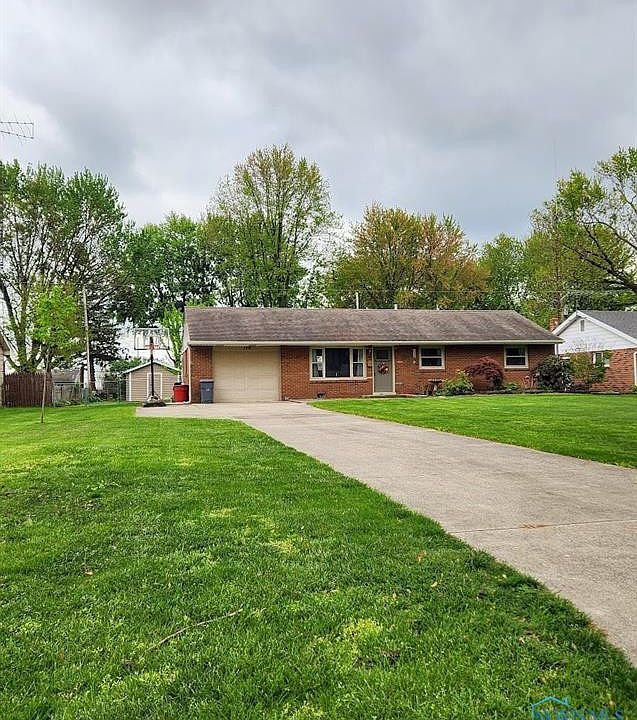 1st image of 108 Parkside Dr