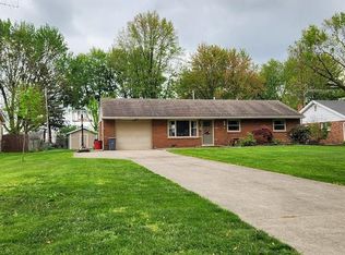 108 Parkside Dr, Swanton, OH 43558