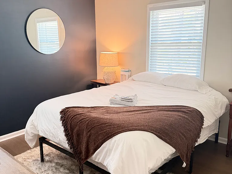 Vanguard Cir SW — Photo 50