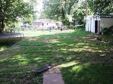 5th image of 309 E Brookfield Ave