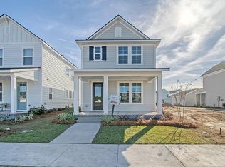 722 Rumbling Leaf Ln, Summerville, SC 29486