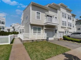 177 Sea Grass Ln #A, Arverne, NY 11692