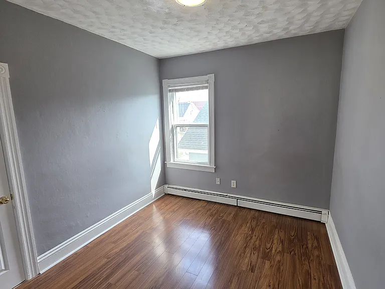  34 Berkley St 3rdflr 3b/1b Updated Spacious! Hardwoods! Petsok Prkg — Photo 10
