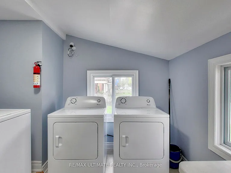 135 Chatham St #8 — Photo 19