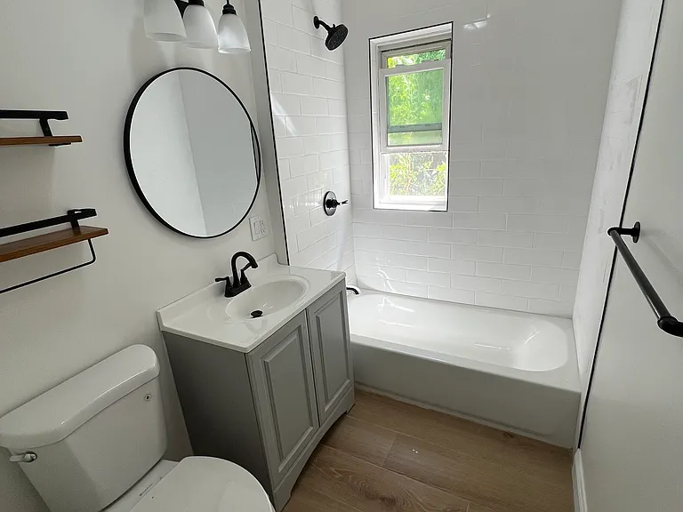 16 Branch Ave #2 — Photo 1