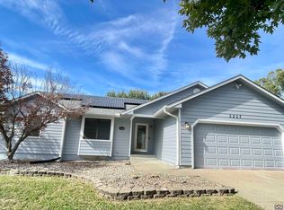 5207 NE Wallace Ln, Topeka, KS 66617