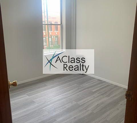 4th image of 32-50 44th St #2L