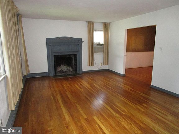 5th image of 2635 Drayton Dr