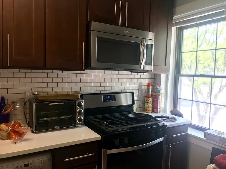 353 N Easton Rd #202 — Photo 5