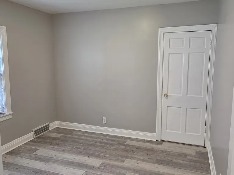 3010 Wirth Ave — Photo 6