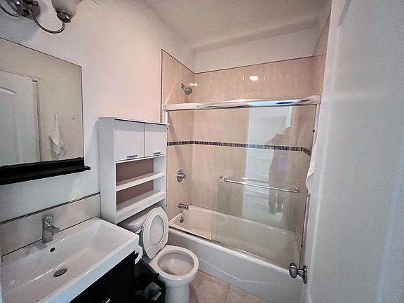 3rd image of 243 Monticello St #1