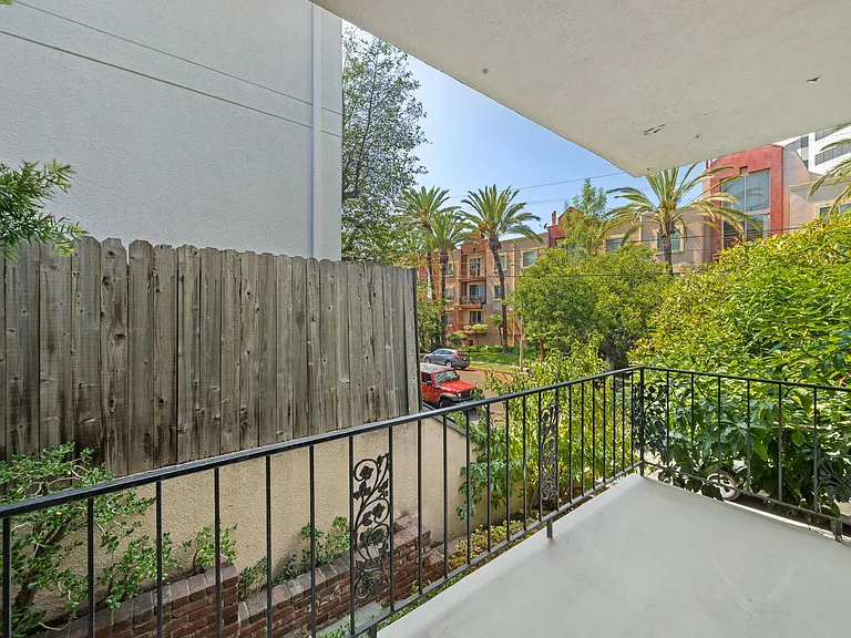 1236 McClellan Dr #1 — Photo 8
