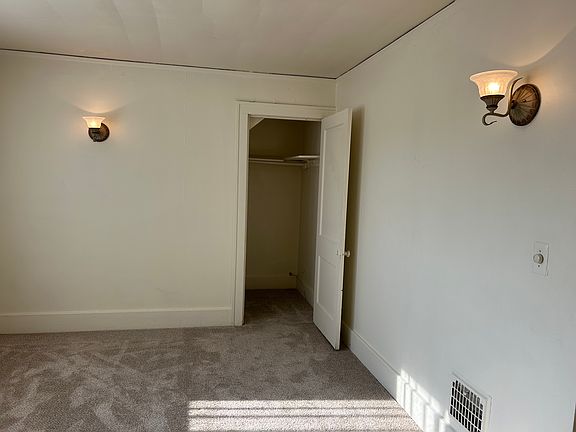 3rd image of 5006 Curtis Ave