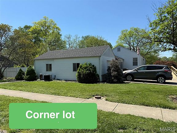 2nd image of 310 W Spring St