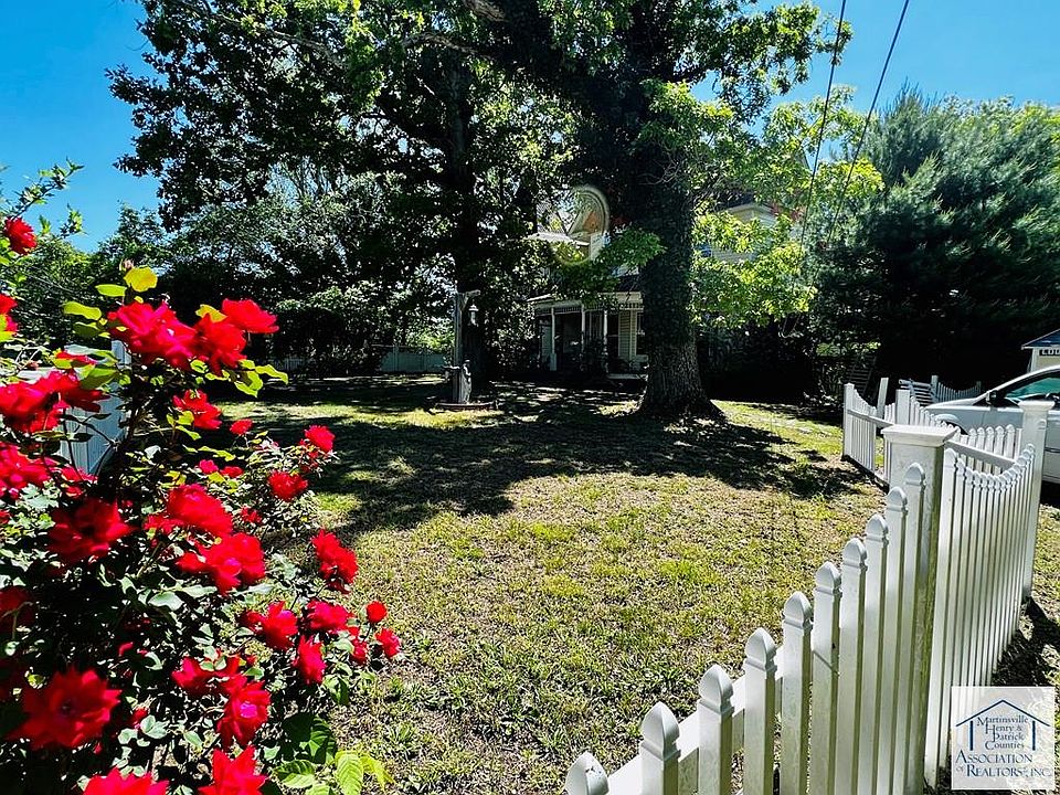 213 Church St, Ridgeway, VA 24148 Zillow