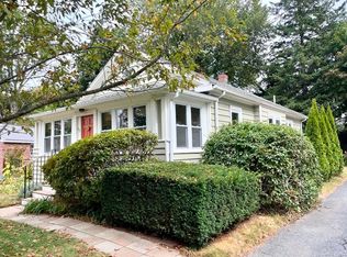 25 Day Hill Rd, Framingham, MA 01702