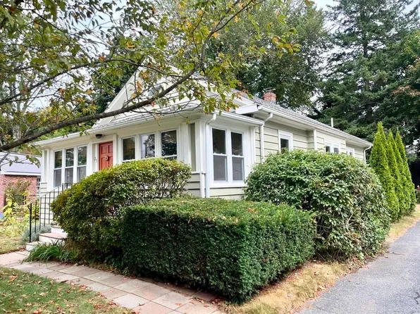 25 Day Hill Rd, Framingham, MA 01702